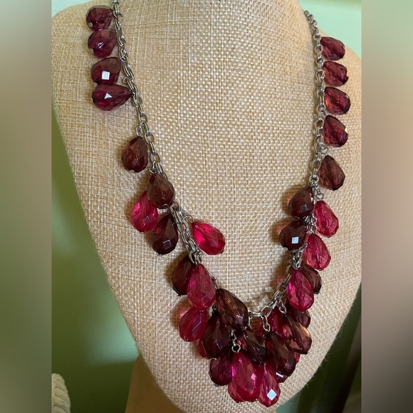 Elegant Loft Pink and Brown Necklace - Picture 2 of 5